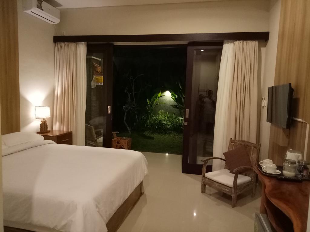 Guest House Reisya Нуса-Дуа Экстерьер фото